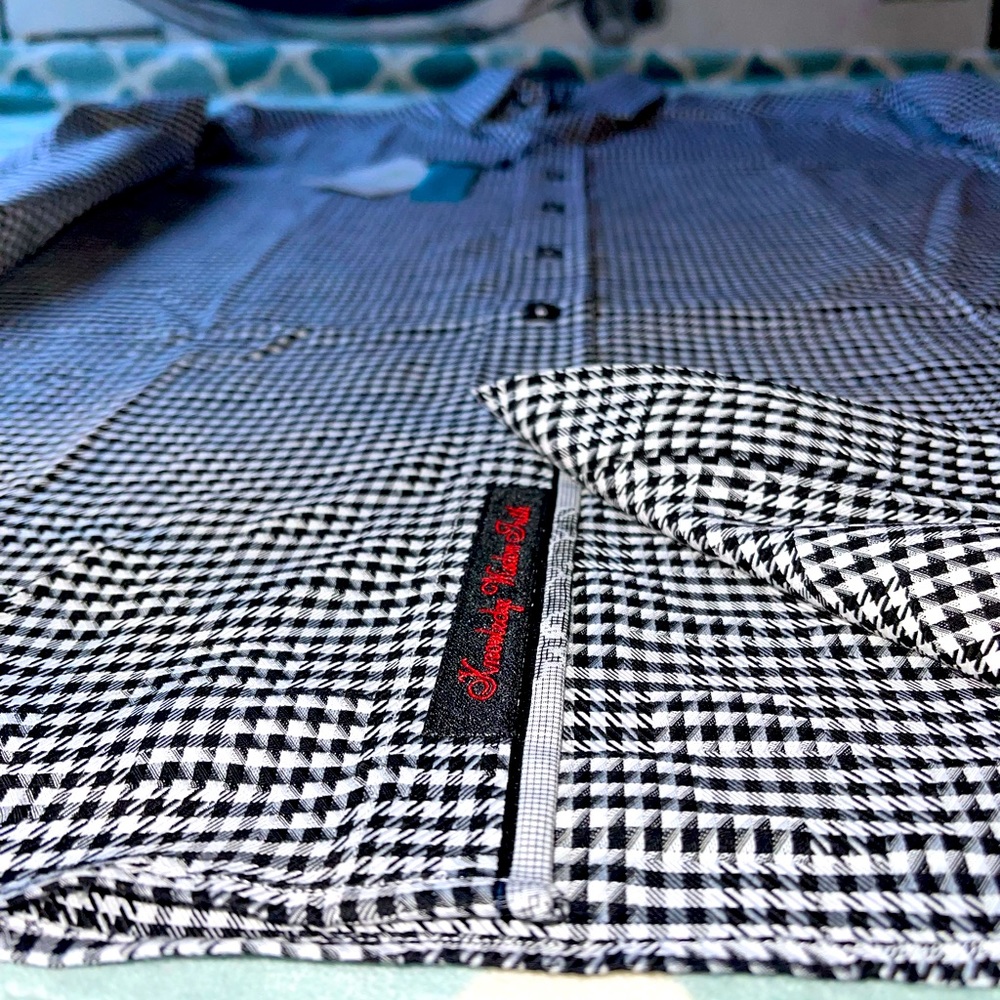 Robert Graham Unique Pattern Shirt - Picture 4 of 16